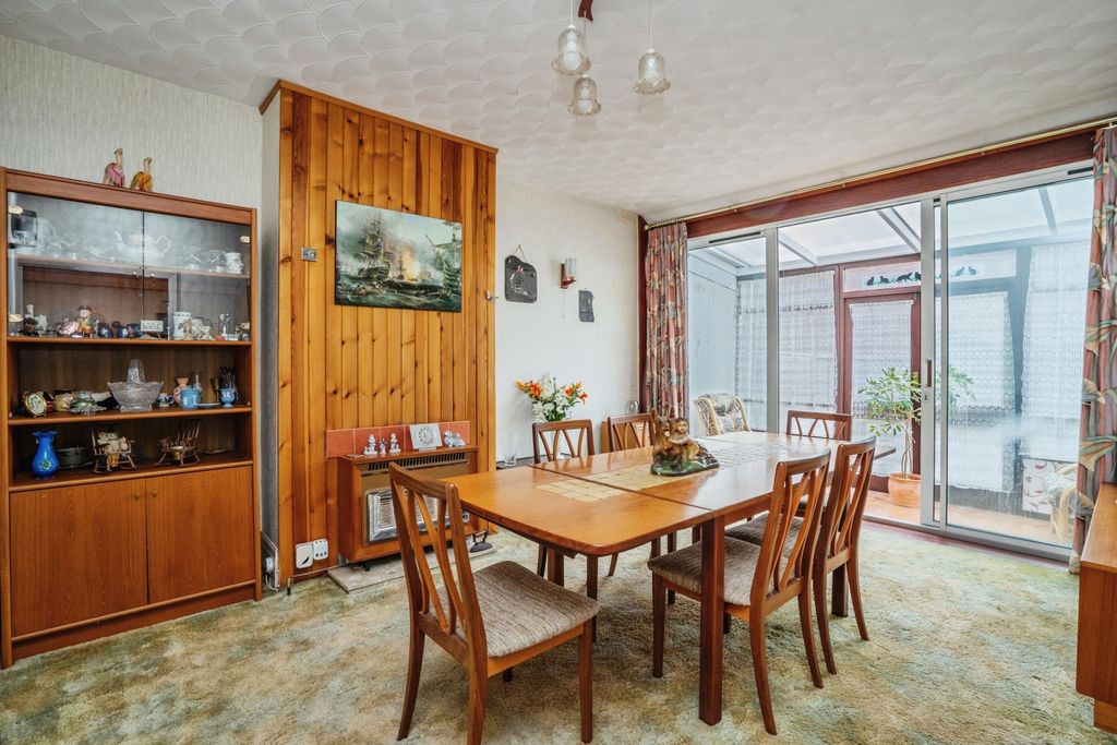 Additional image 7 of 3 bed semi-detached house for saleNorthwood Road, Hilsea, Portsmouth PO2