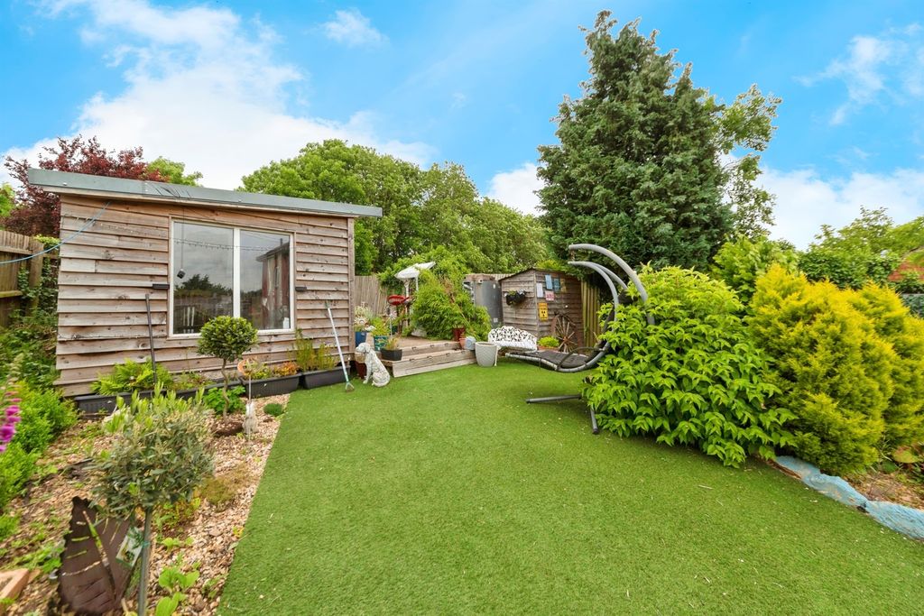 Additional image 6 of 3 bed end terrace house for saleWoolsthorpe Road, Woolsthorpe By Colsterworth, Grantham NG33