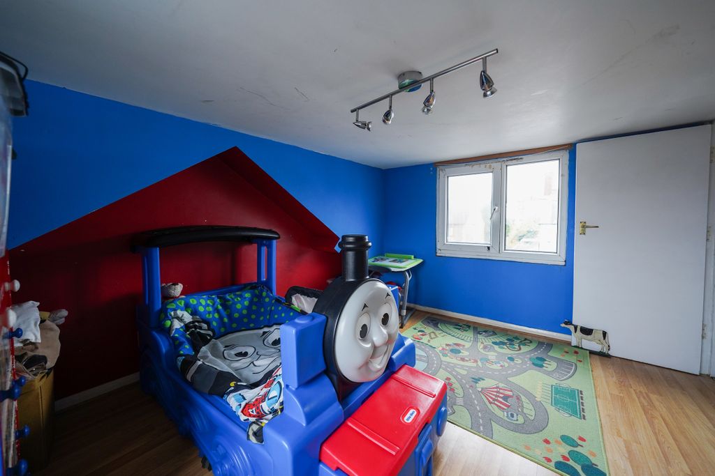 Additional image 20 of 3 bed semi-detached house for saleChestnut Road, Glenfield, Leicestershire LE3