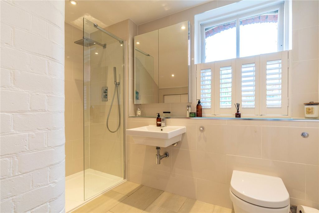 Additional image 19 of 2 bed flat for saleBrandesbury Square, Woodford Green IG8