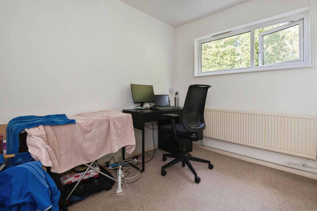 Additional image 7 of 2 bed flat for saleSilverdale Road, Southampton SO15
