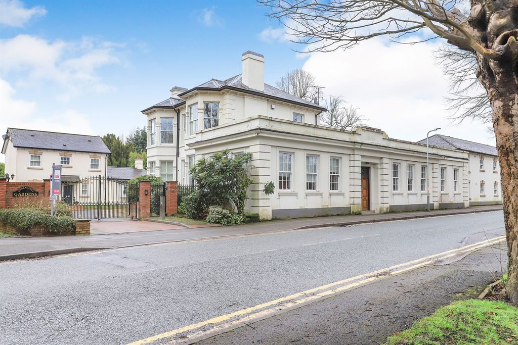 Additional image 4 of 2 bed flat for saleEdward Lisle Gardens, Tettenhall, Wolverhampton WV6