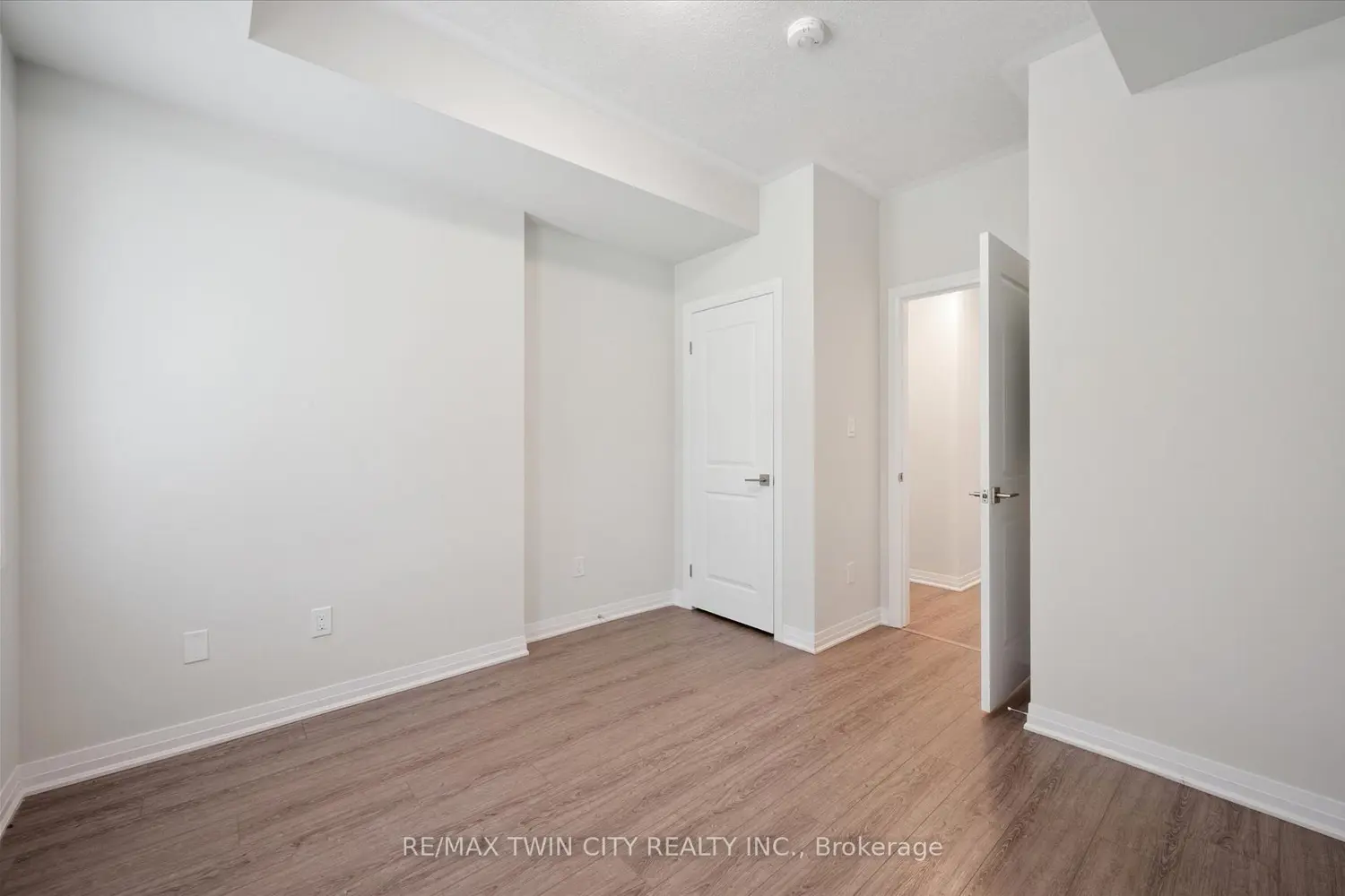 Additional image 11 of 25 Isherwood Avenue C34