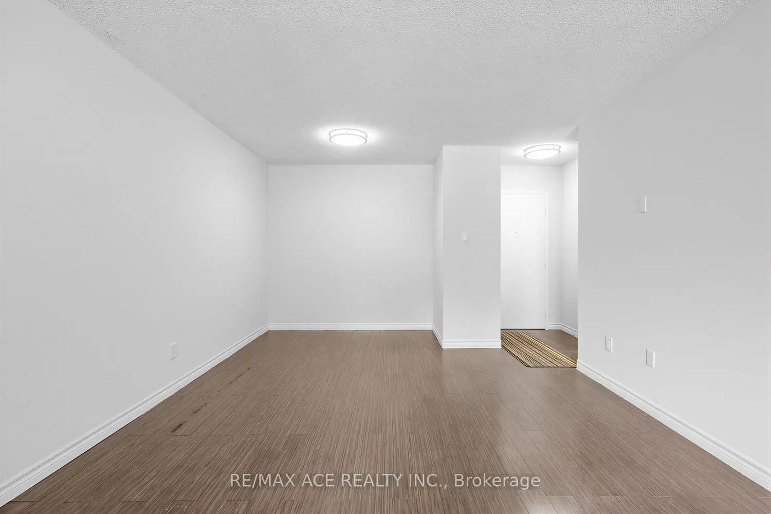 Additional image 4 of 1690 Victoria Park Avenue 204