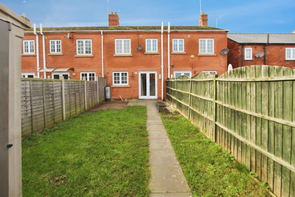 Additional image 15 of 2 bed town house for saleStation Road, Castle Donington, Castle Donington DE74