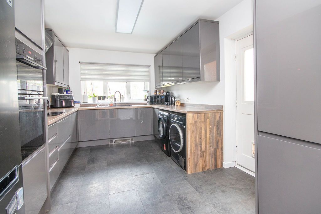 Additional image 5 of 3 bed terraced house for saleFirgrove Road, Freemantle SO15