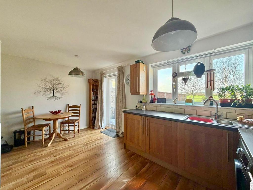 Additional image 5 of 3 bed semi-detached house for saleGreylag Close, Whetstone, Leicester LE8