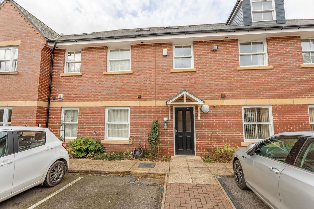 Additional image 9 of 2 bed flat for saleGrove Court, Worksop S80