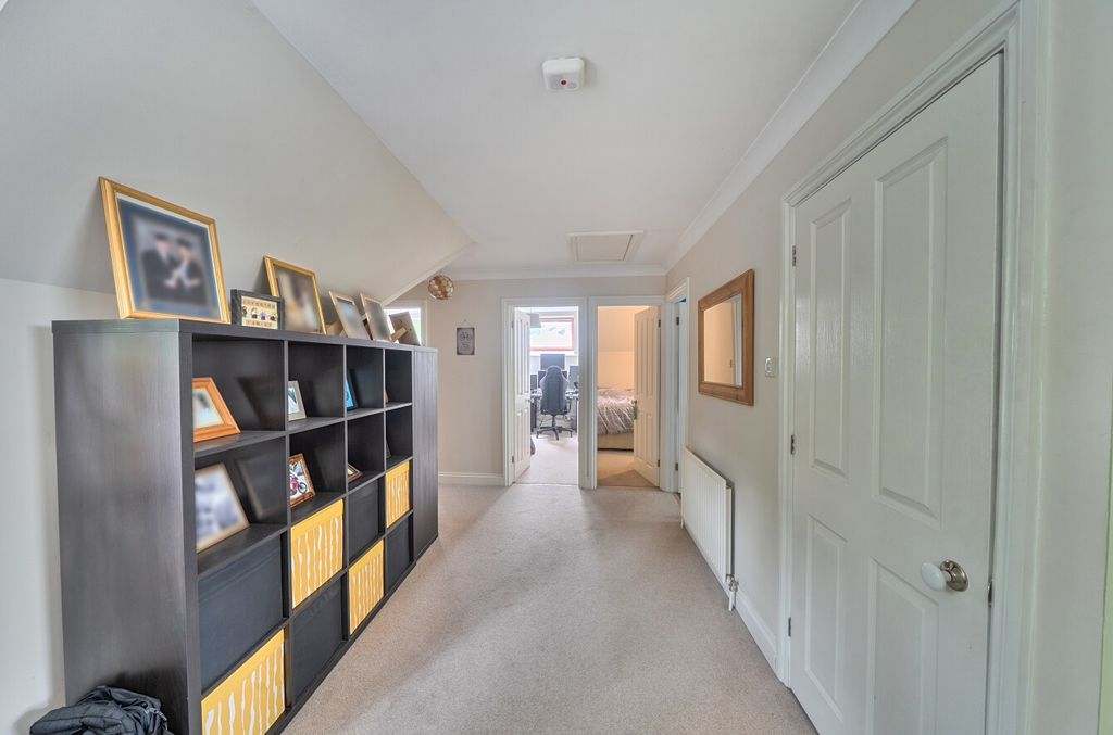 Additional image 14 of 5 bed detached house for saleWinchester Road, Bassett, Southampton, Hampshire SO16