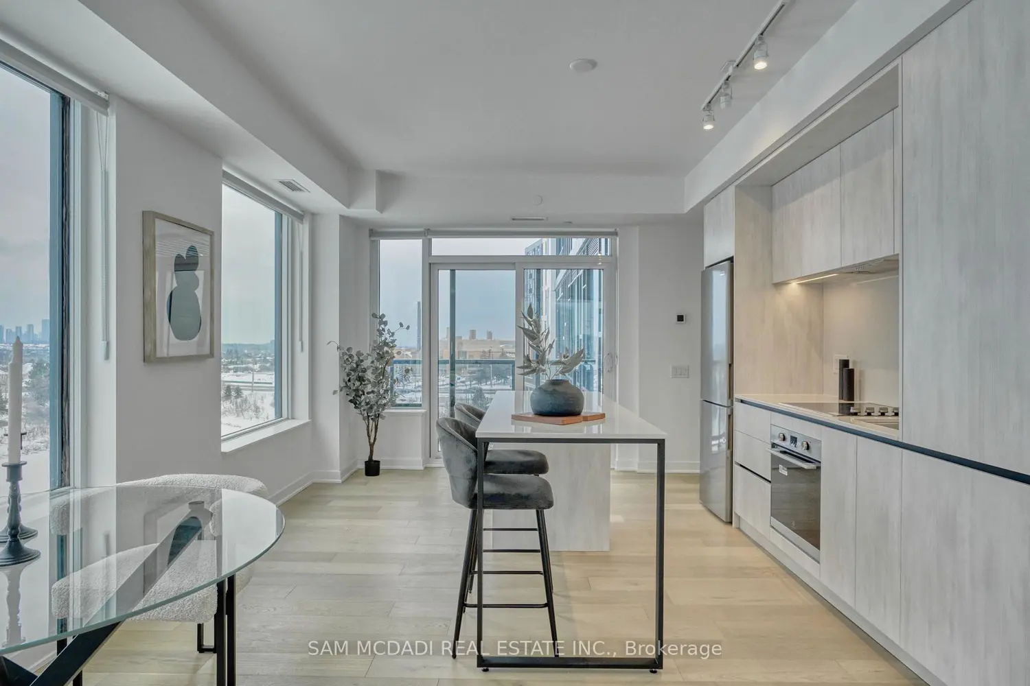 Additional image 5 of 2495 Eglinton Avenue 514