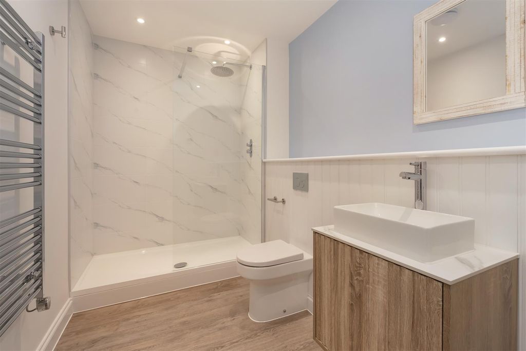 Additional image 13 of 2 bed flat for saleBeach Walk, Whitstable CT5