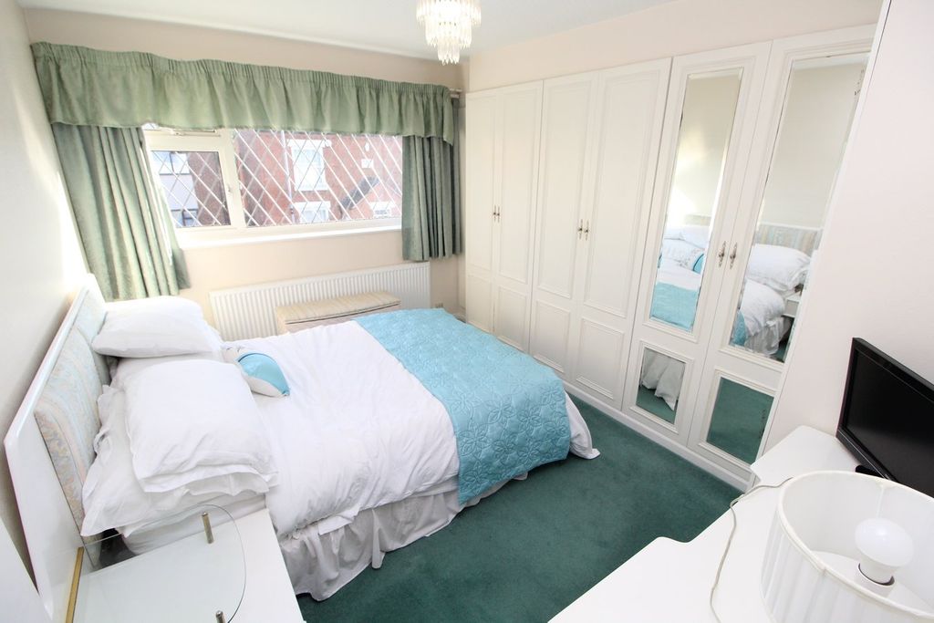 Additional image 10 of 3 bed semi-detached house for salePetersfield, Croft, Leicester LE9