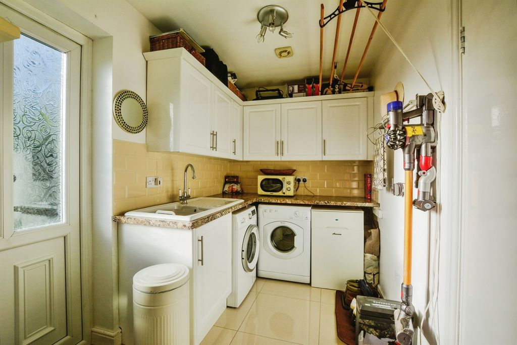 Additional image 10 of 2 bed detached bungalow for saleCoots Lane, Mumby, Alford LN13
