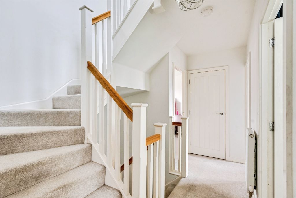 Additional image 8 of 5 bed detached house for saleMary Ellis Way, Witney OX29