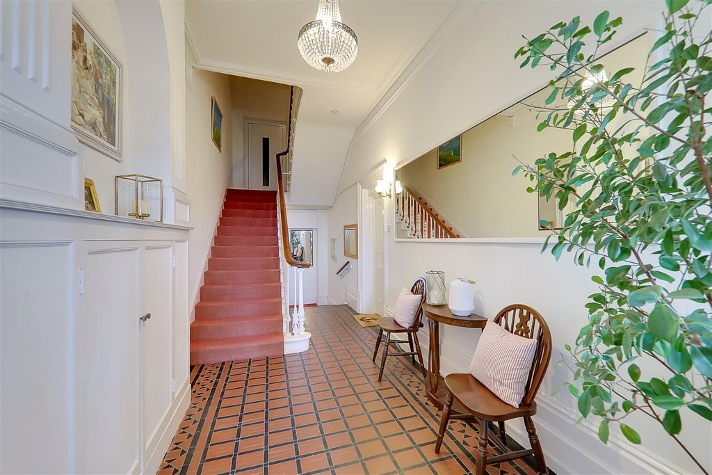 Additional image 11 of 1 bed flat for saleHeene Terrace, Worthing BN11