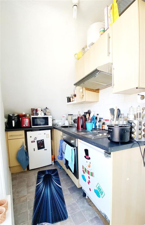 Additional image 6 of 1 bed flat for saleOrchard Road, Southsea PO4