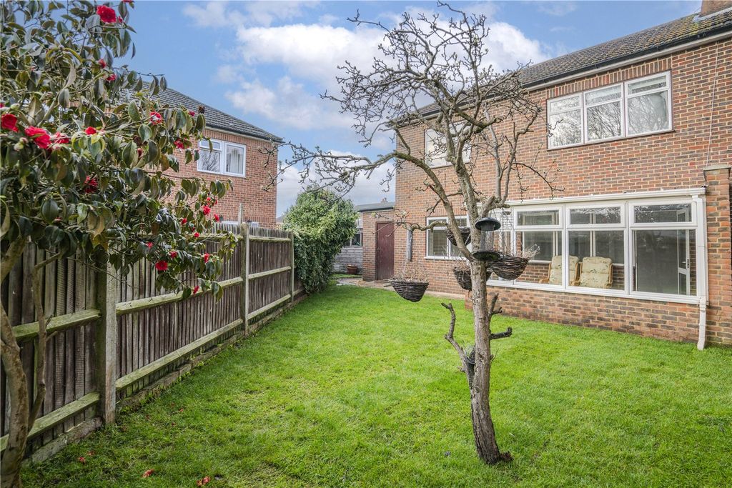 Additional image 12 of 3 bed semi-detached house for saleMaguire Drive, Richmond TW10