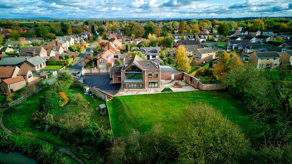 Additional image 47 of 5 bed detached house for saleThe Village, Earswick, York YO32