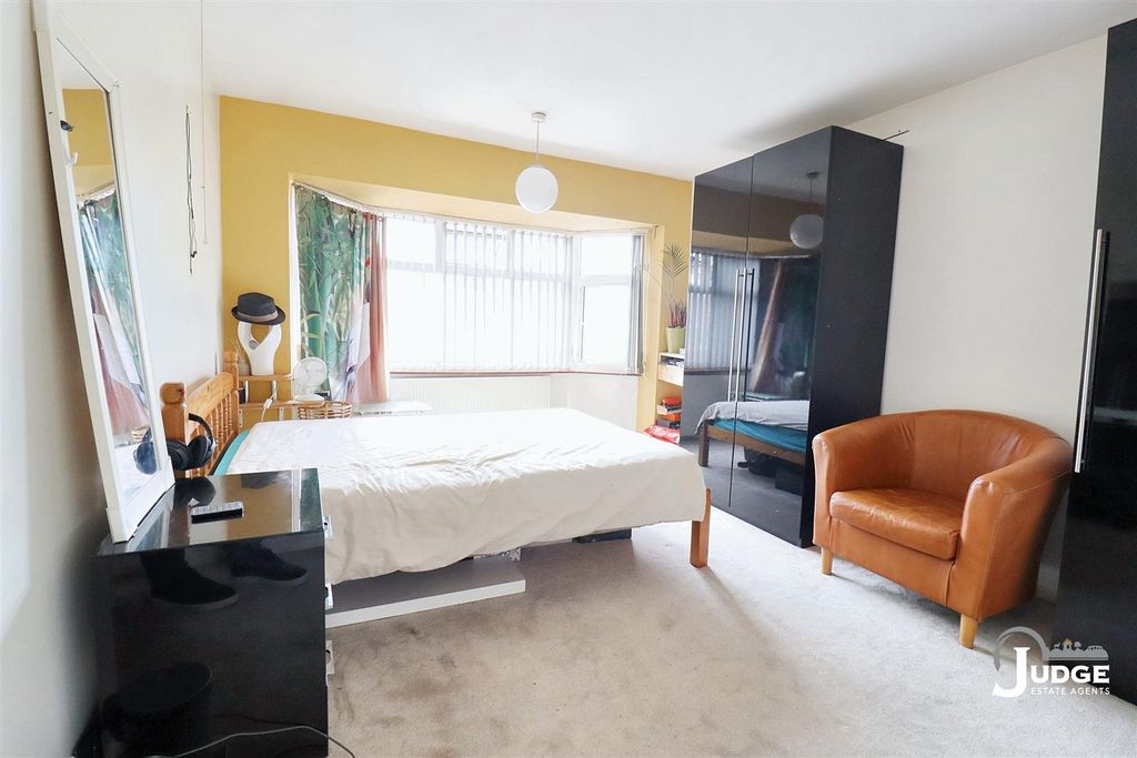 Additional image 20 of 3 bed semi-detached house for saleLedwell Drive, Glenfield, Leicester LE3