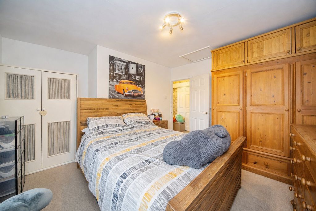 Additional image 9 of 2 bed terraced house for saleOuter Circle, Southampton SO16