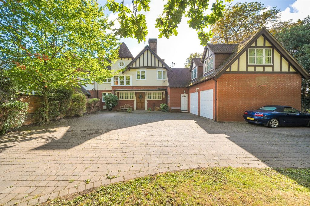 Additional image 37 of 6 bed semi-detached house for saleHook Heath, Surrey GU22