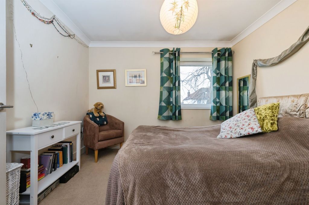 Additional image 14 of 2 bed flat for saleRegents Park Road, Southampton SO15