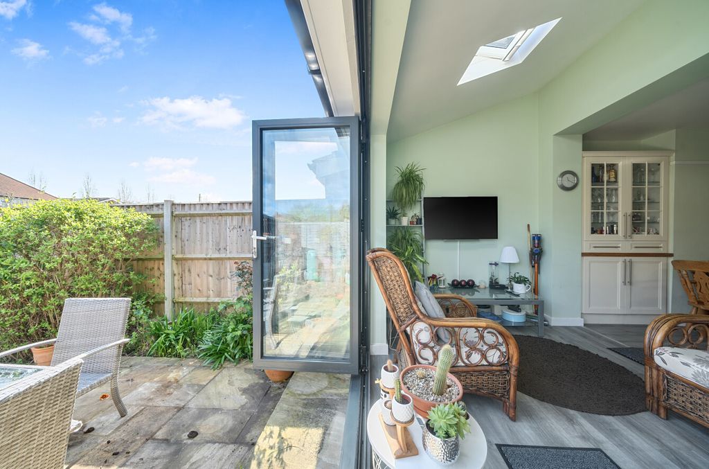 Additional image 5 of 3 bed semi-detached house for saleBrookwood Road, Millbrook, Southampton, Hampshire SO16
