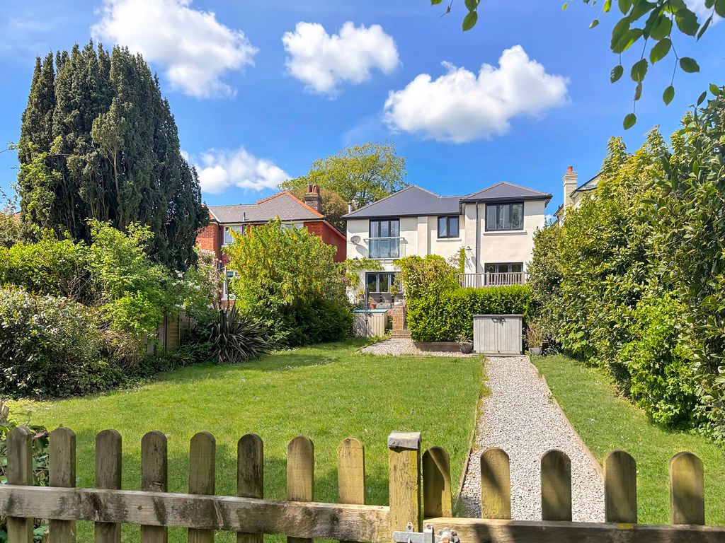Additional image 10 of 4 bed detached house for saleClatterford Road, Newport PO30