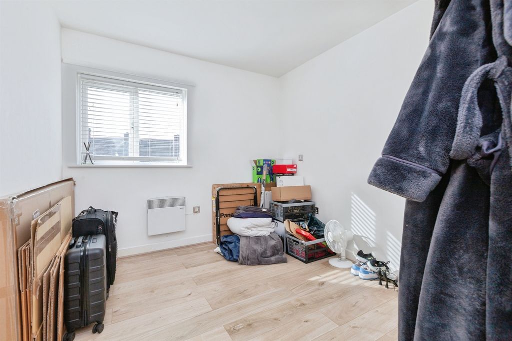 Additional image 14 of 2 bed flat for saleSycamore Street, Blaby, Leicester LE8