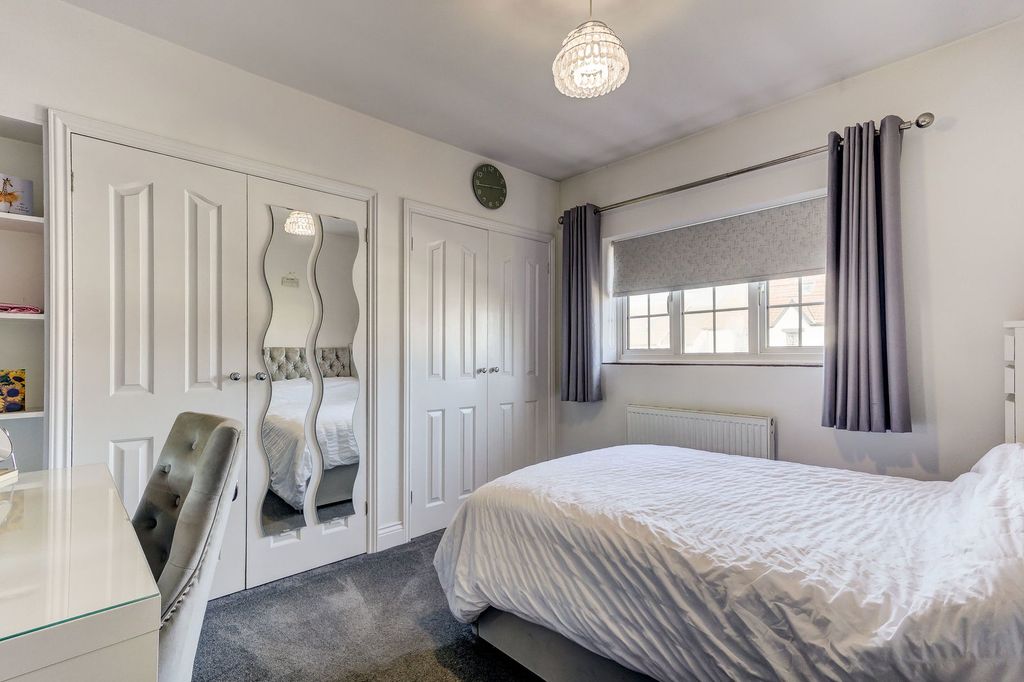 Additional image 24 of 5 bed detached house for saleSwan Lane, Wickford SS11