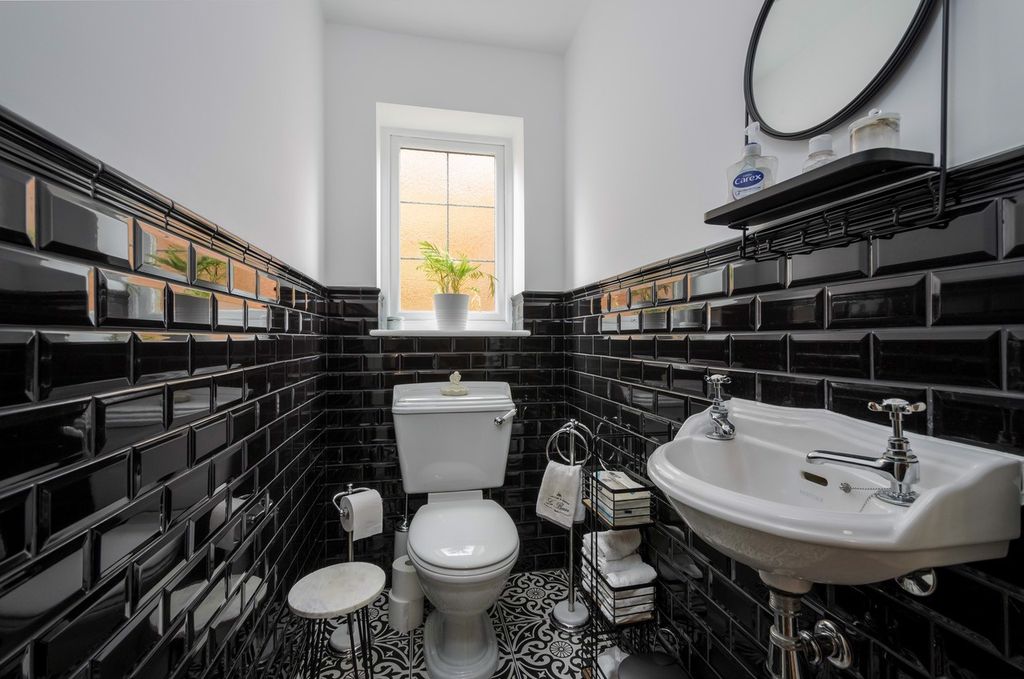 Additional image 13 of 6 bed detached house for saleWayside, Dawsons Lane, Barwell, Leicester LE9