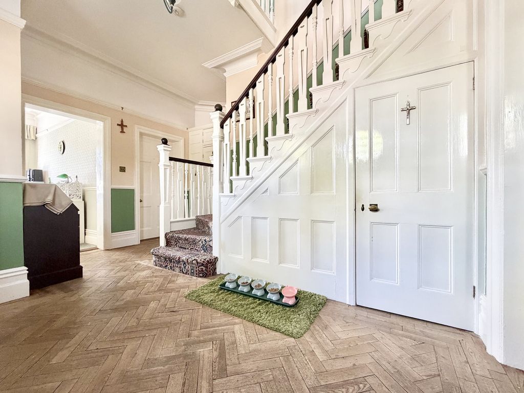 Additional image 4 of 7 bed detached house for salePostern Road, Newport PO30