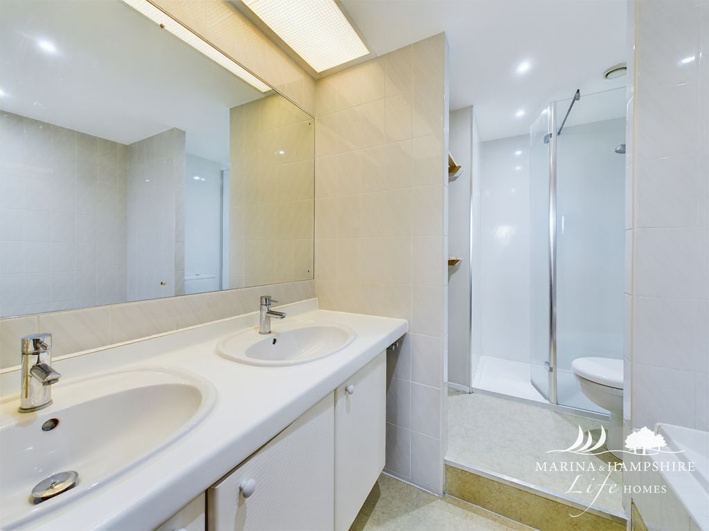 Additional image 12 of 2 bed flat for saleOyster Quay, Port Solent, Portsmouth PO6