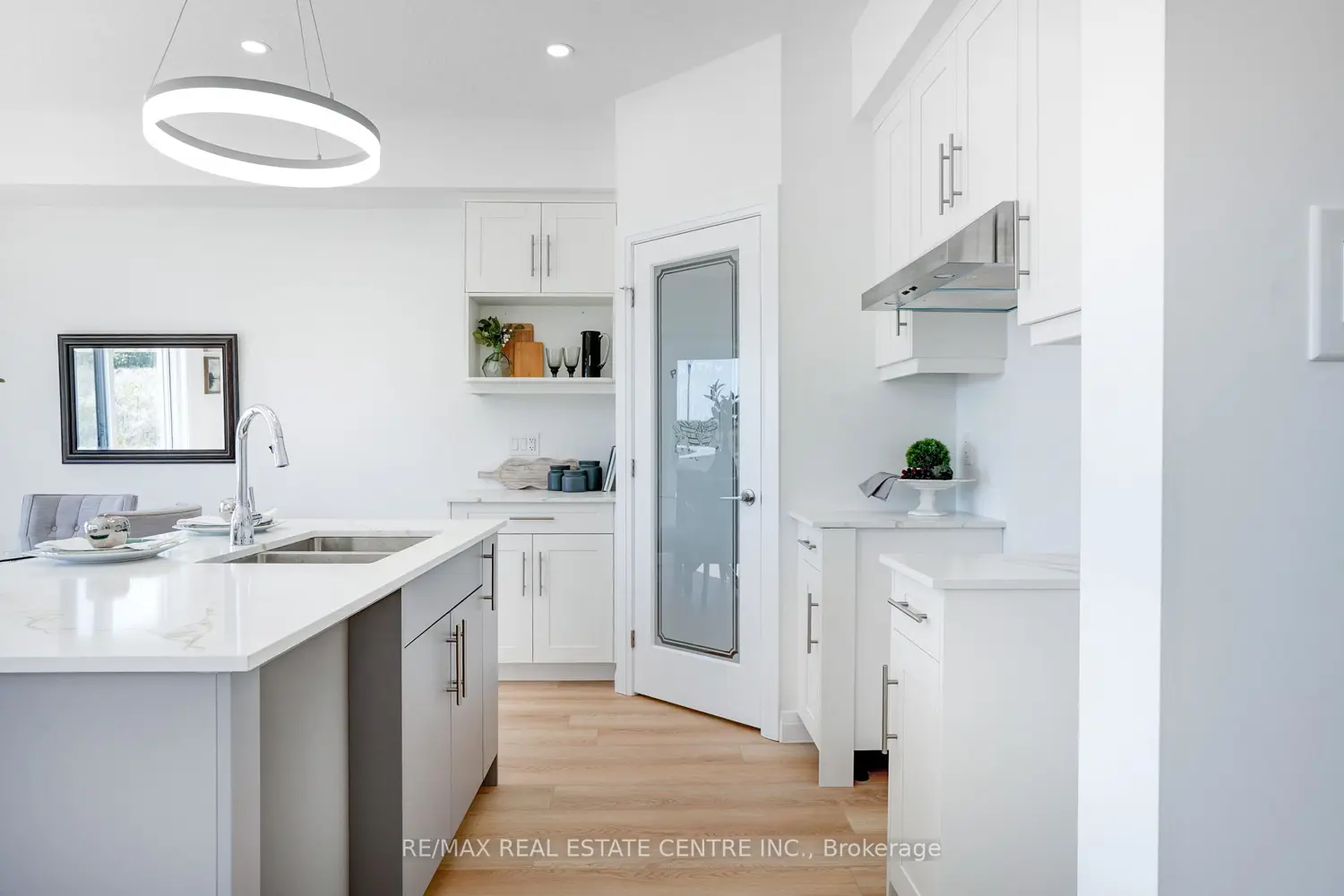 Additional image 7 of 2524 Constance Avenue