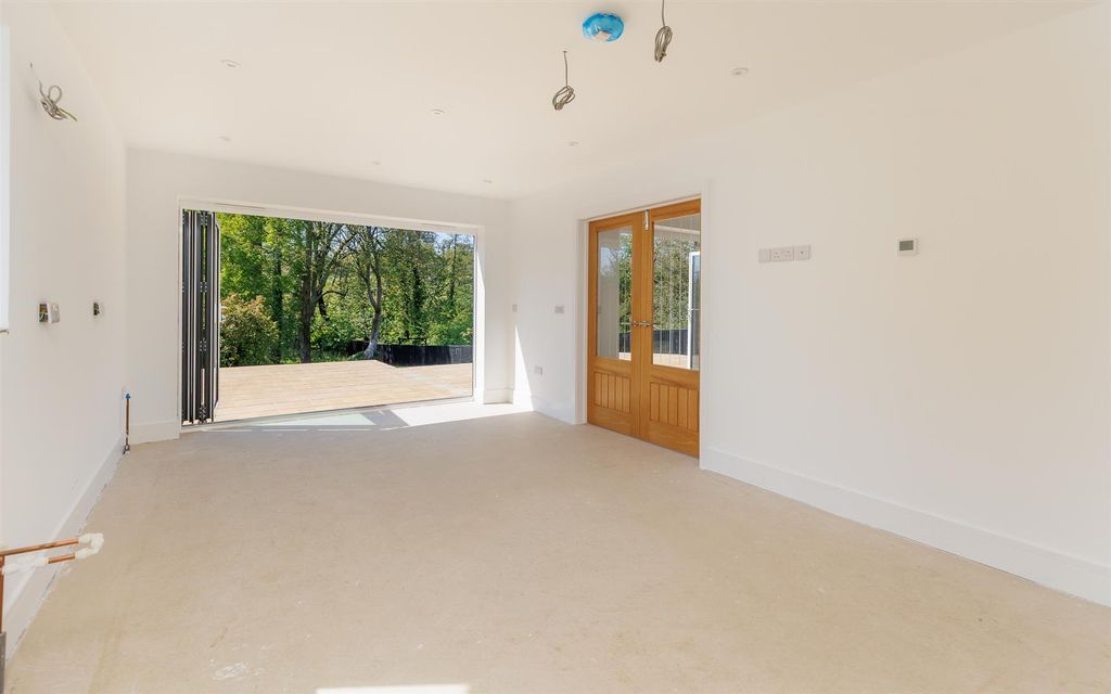 Additional image 6 of 5 bed property for saleBlackwater, Isle Of Wight PO30