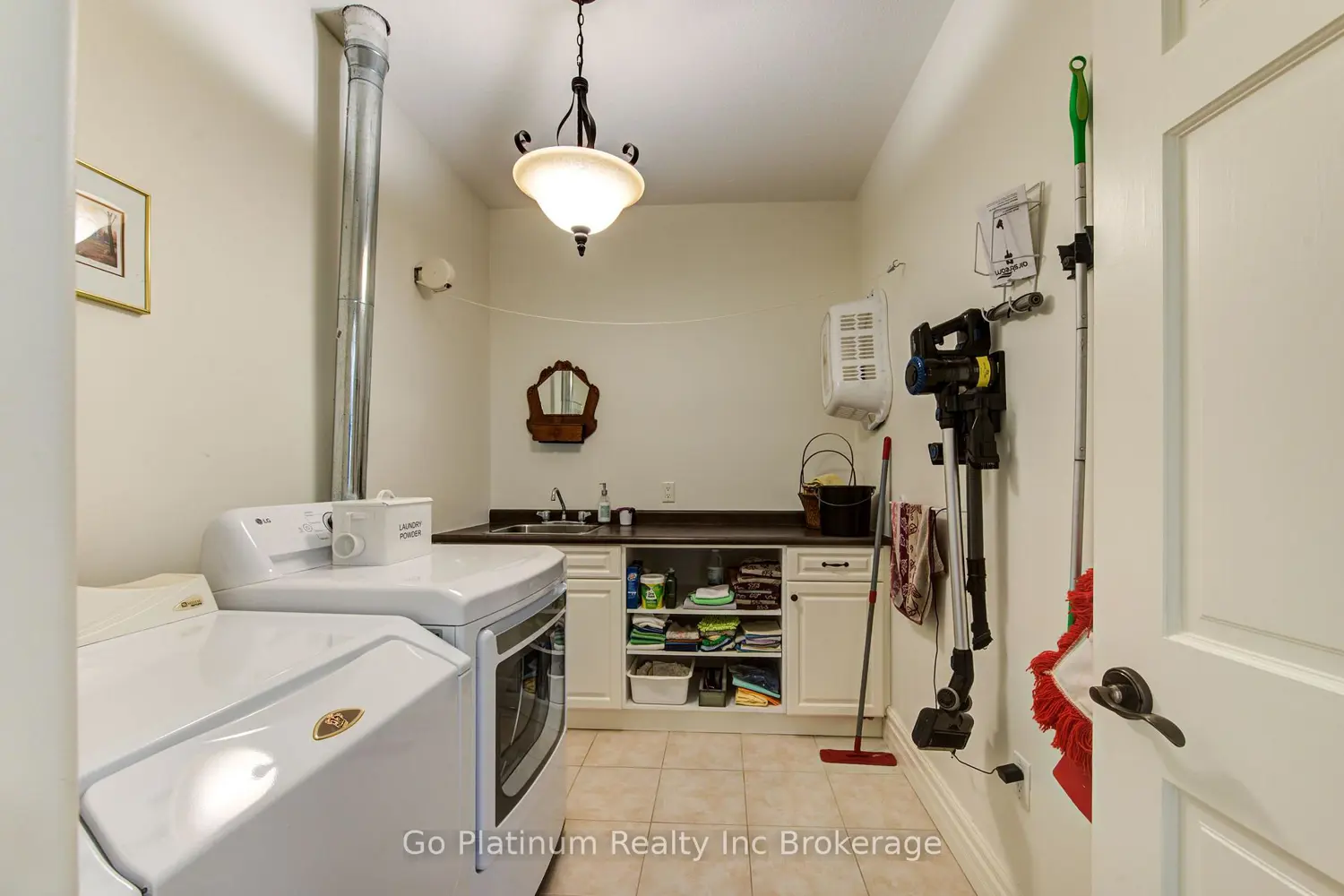 244306 Airport Road photo 4