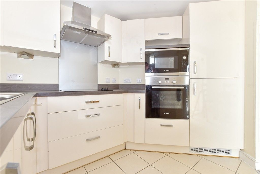 Additional image 2 of 2 bed flat for saleSouth Parade, Southsea, Hampshire PO4