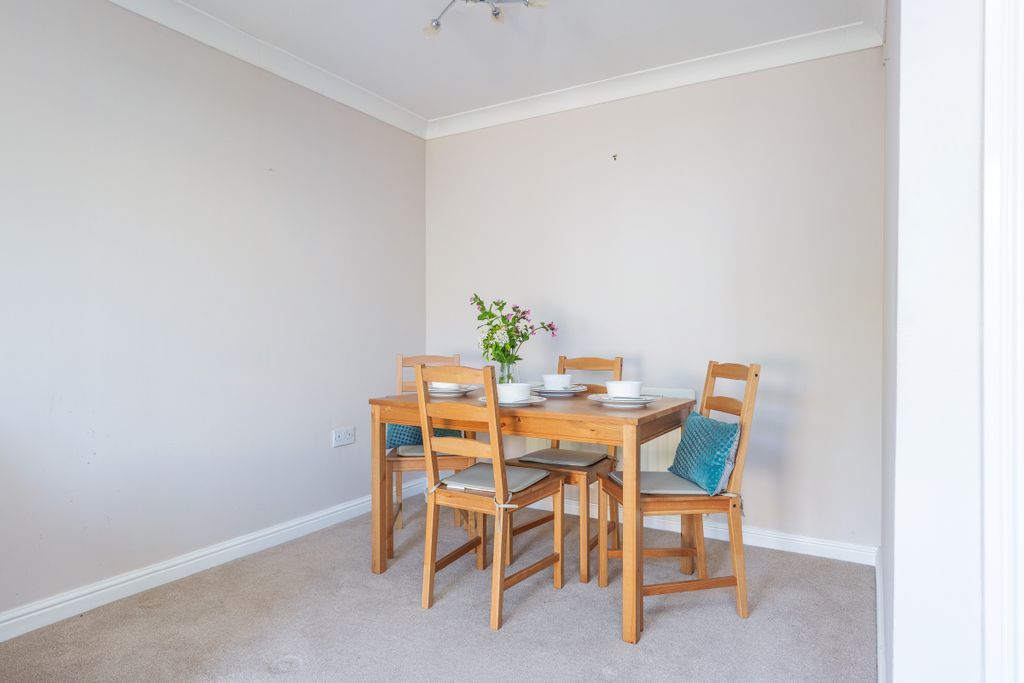 Additional image 6 of 5 bed end terrace house for saleRidgeway Road, Gillingham SP8
