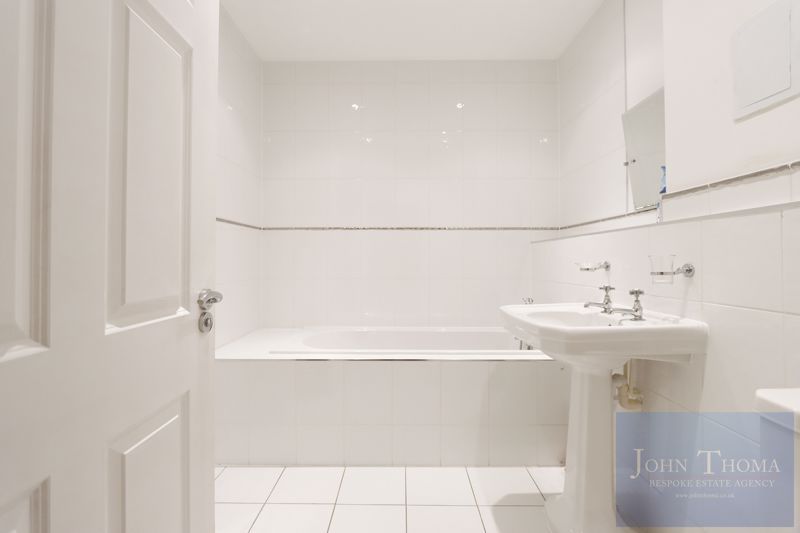 Additional image 9 of 2 bed flat for saleRepton Park, Regents Drive, Woodford Green IG8