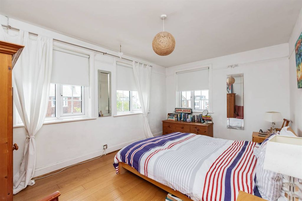 Additional image 8 of 2 bed flat for saleTankerton Road, Tankerton, Whitstable CT5