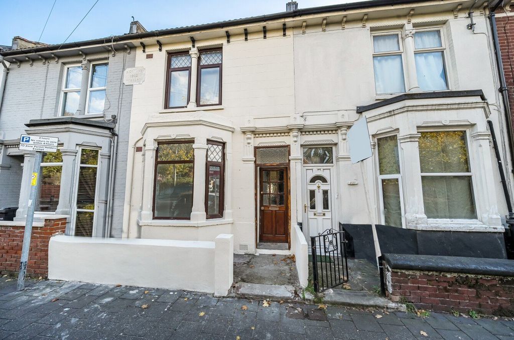 3 bed terraced house for saleLondon Avenue, Portsmouth, Hampshire PO2