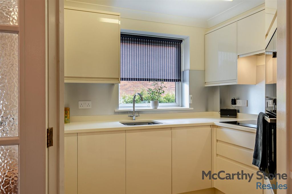 Additional image 15 of 1 bed flat for sale3 Medina Court, Old Westminster Lane, Newport, Isle Of Wight PO30
