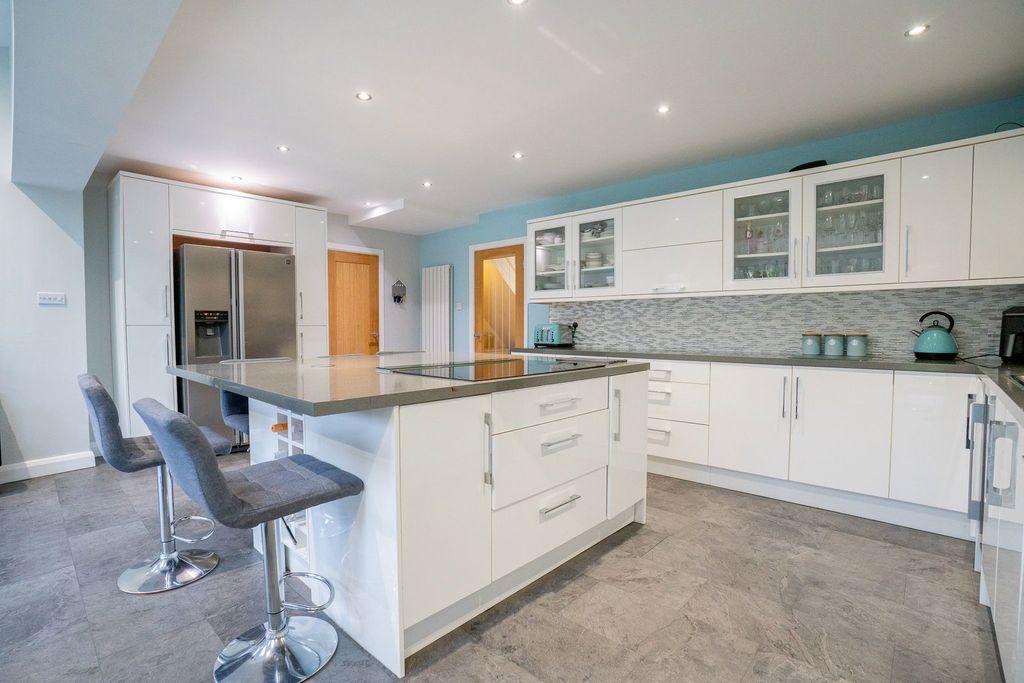 Additional image 18 of 4 bed detached house for saleClarence Avenue, Farnworth, Widnes WA8