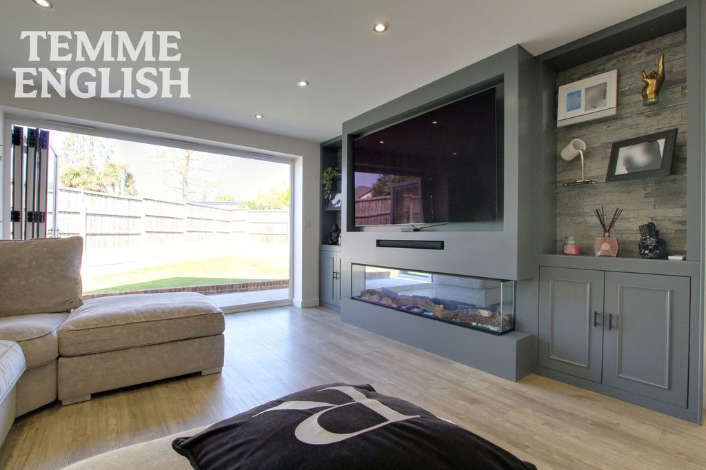 Additional image 6 of 3 bed detached bungalow for saleJersey Gardens, Wickford SS11