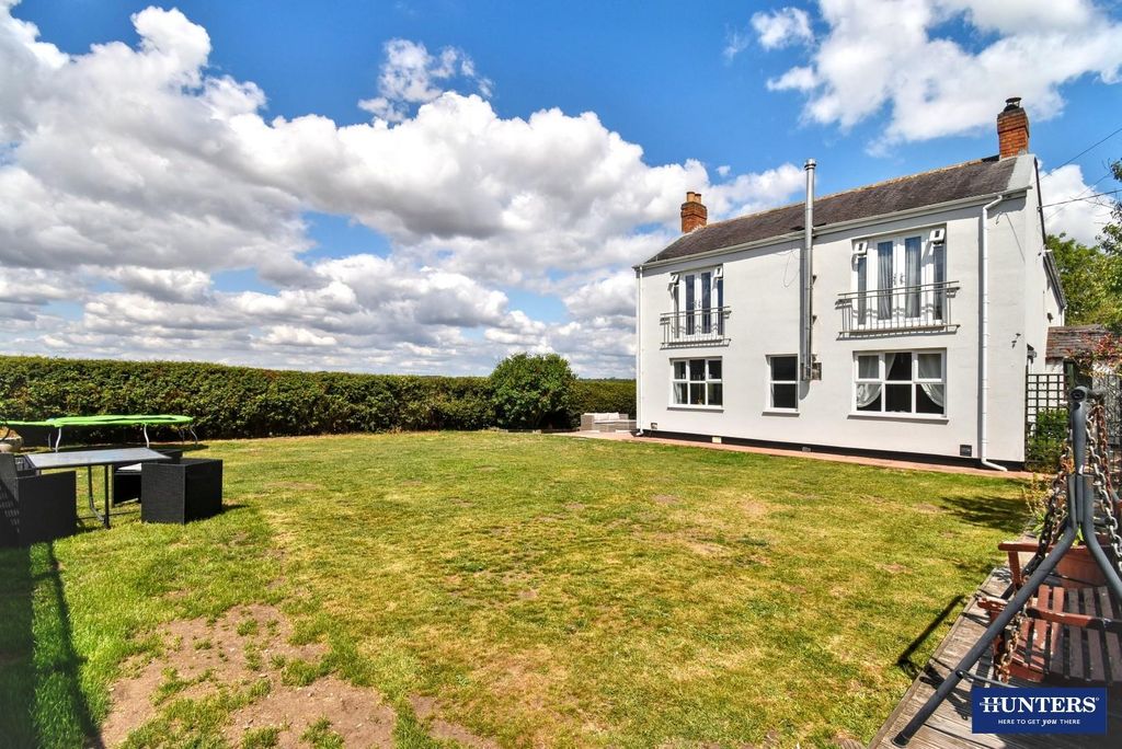 Additional image 7 of 5 bed detached house for saleForest Road, Huncote, Leicester LE9