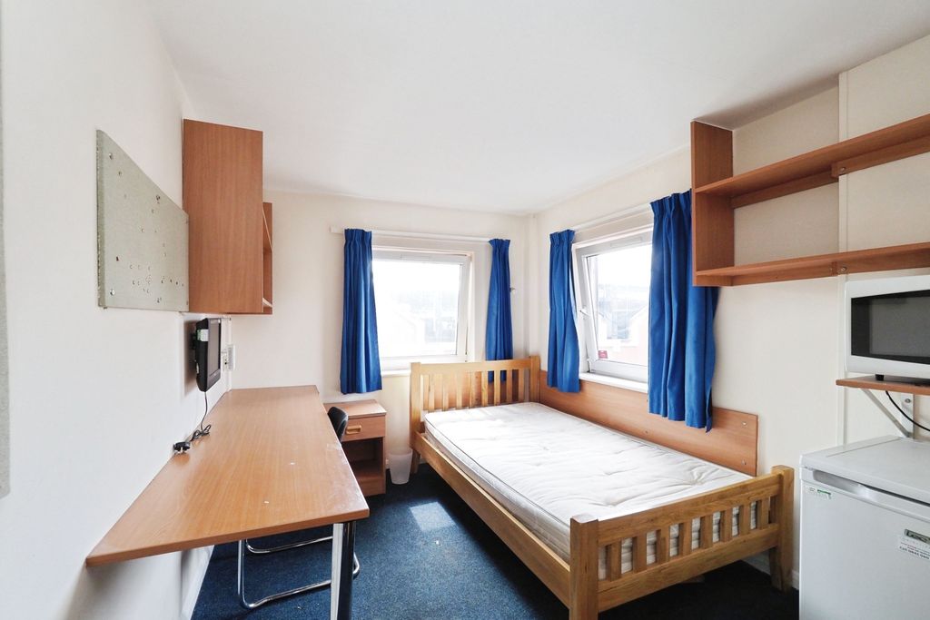 Additional image 11 of Studio for sale58-60 Woodgate, Loughborough LE11