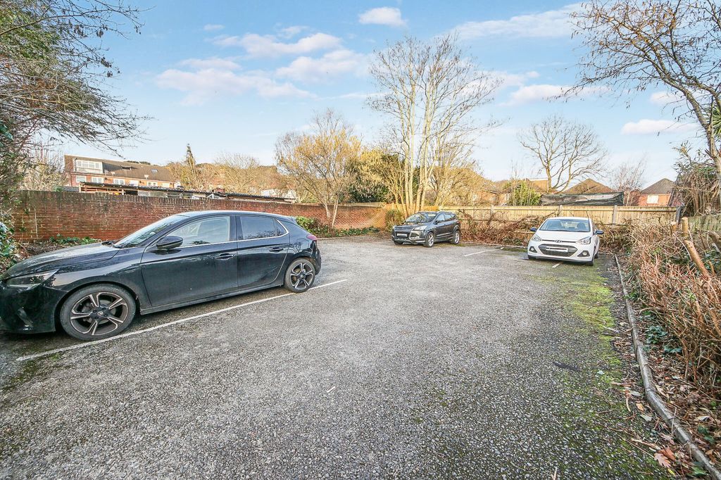 Additional image 8 of 1 bed flat for sale48 Cobbett Road, Bitterne Park SO18