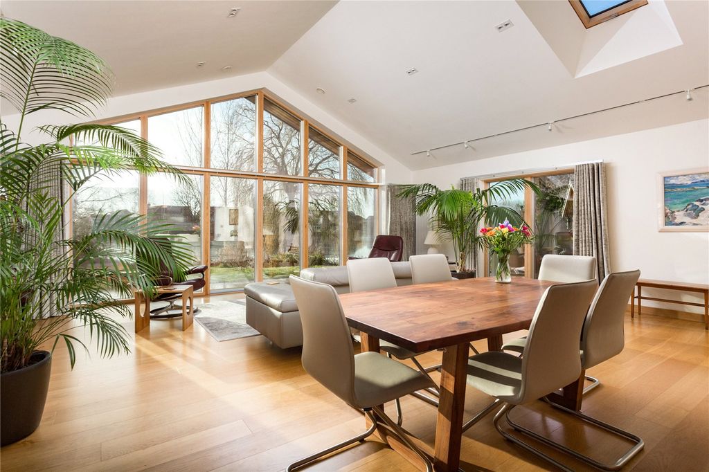 4 bed detached house for saleWillow Grove, York, North Yorkshire YO31