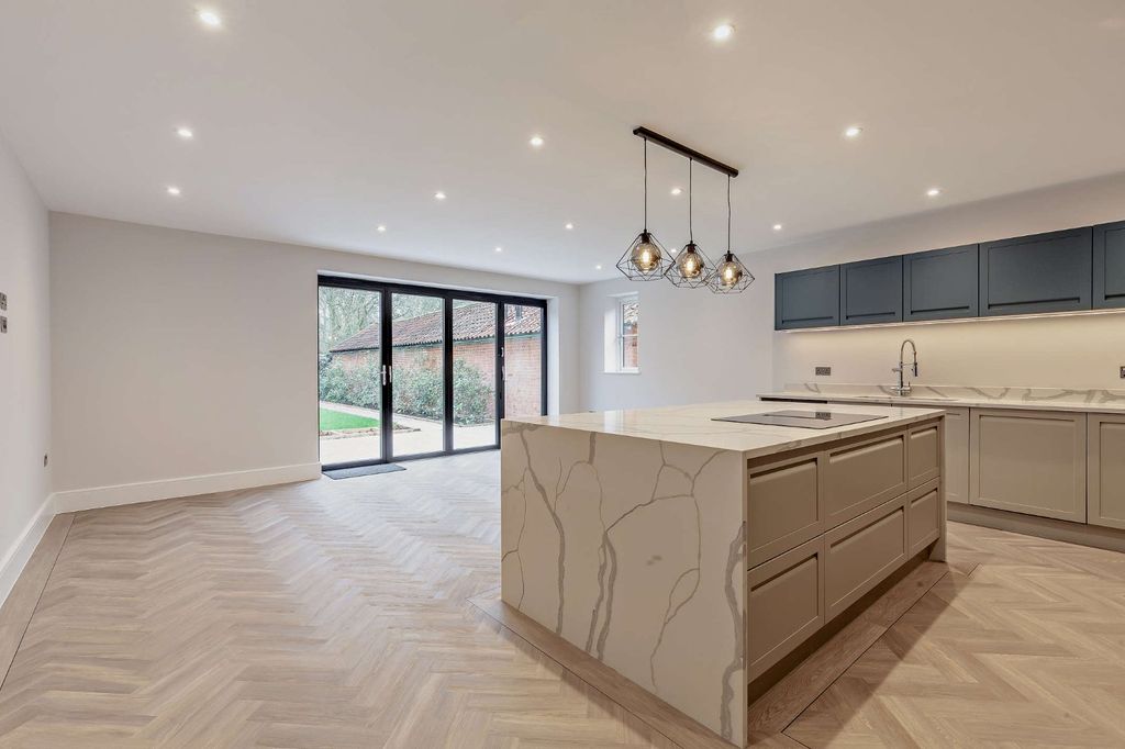 Additional image 3 of 6 bed detached house for saleMaypole Road, Wickham Bishops, Witham, Essex CM8