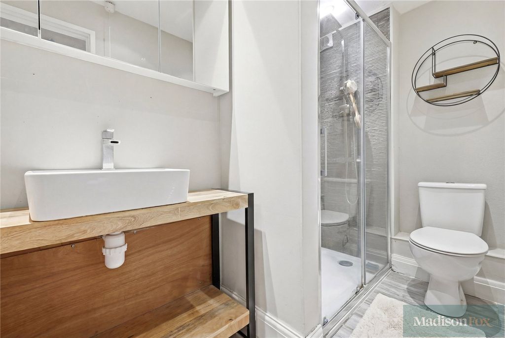 Additional image 13 of 2 bed flat for saleBridle Path, Woodford Green IG8